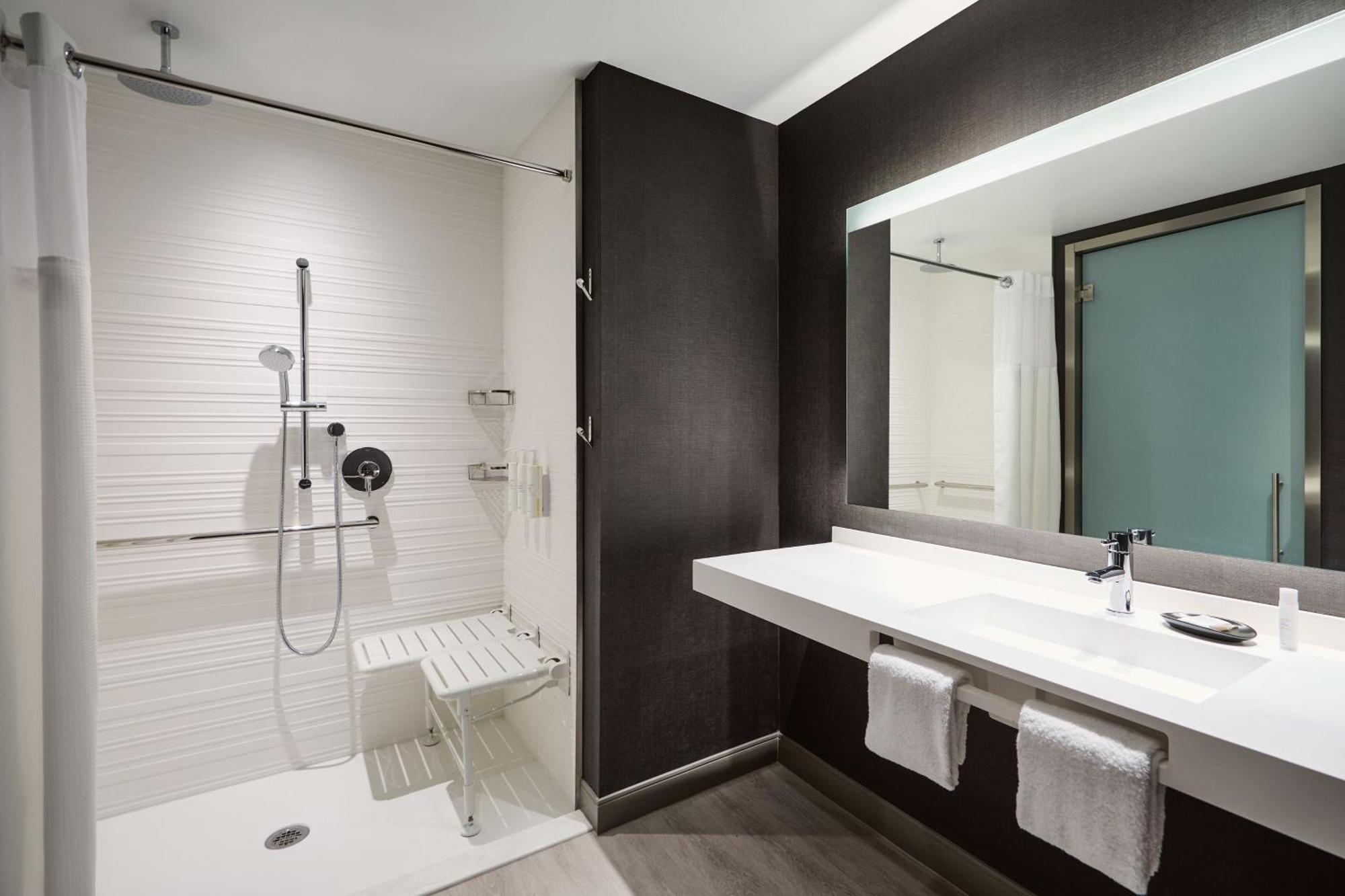 Ac Hotel By Marriott Kansas City Downtown Bagian luar foto