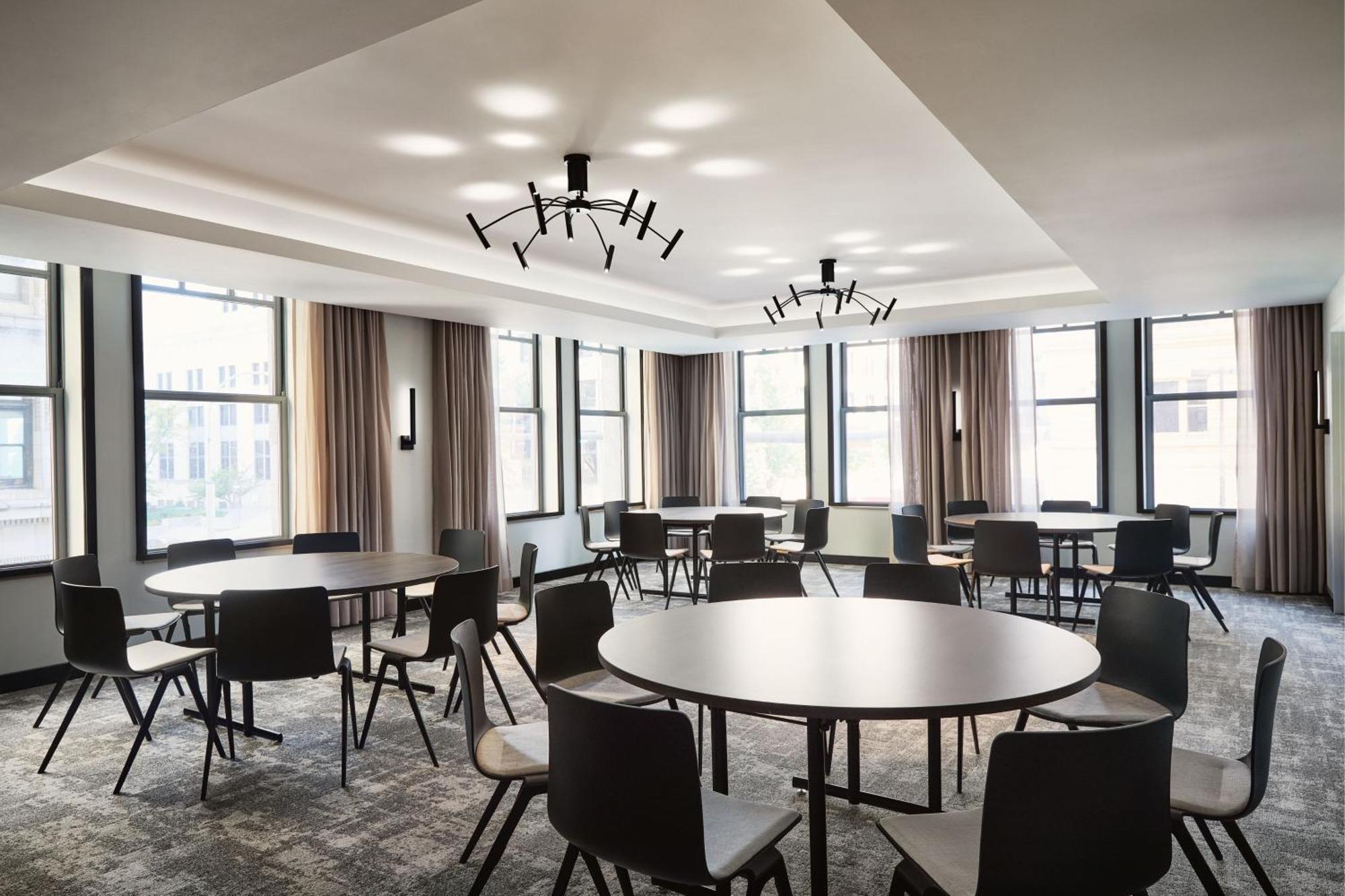 Ac Hotel By Marriott Kansas City Downtown Bagian luar foto